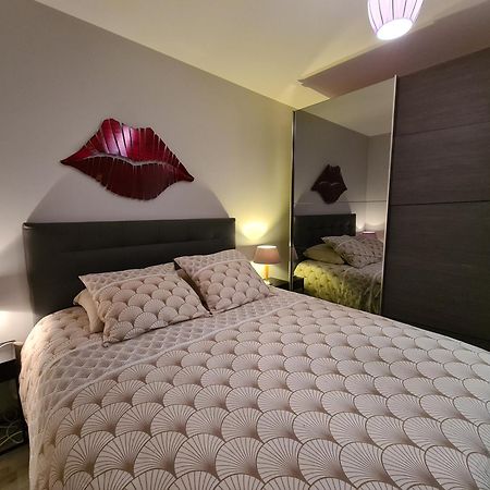 Appartement De Standing Au Centre De Шасьё Экстерьер фото
